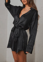 Robe Chemise Satin Noire - Vignette | Création Satin