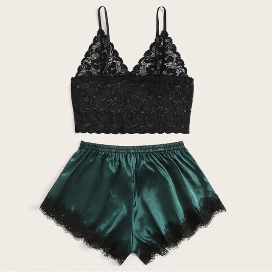 Pyjama Satin Couleur Vert Sapin.