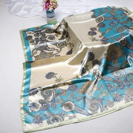 Foulard Satin Bleu Ciel Imprimé Jacquard.