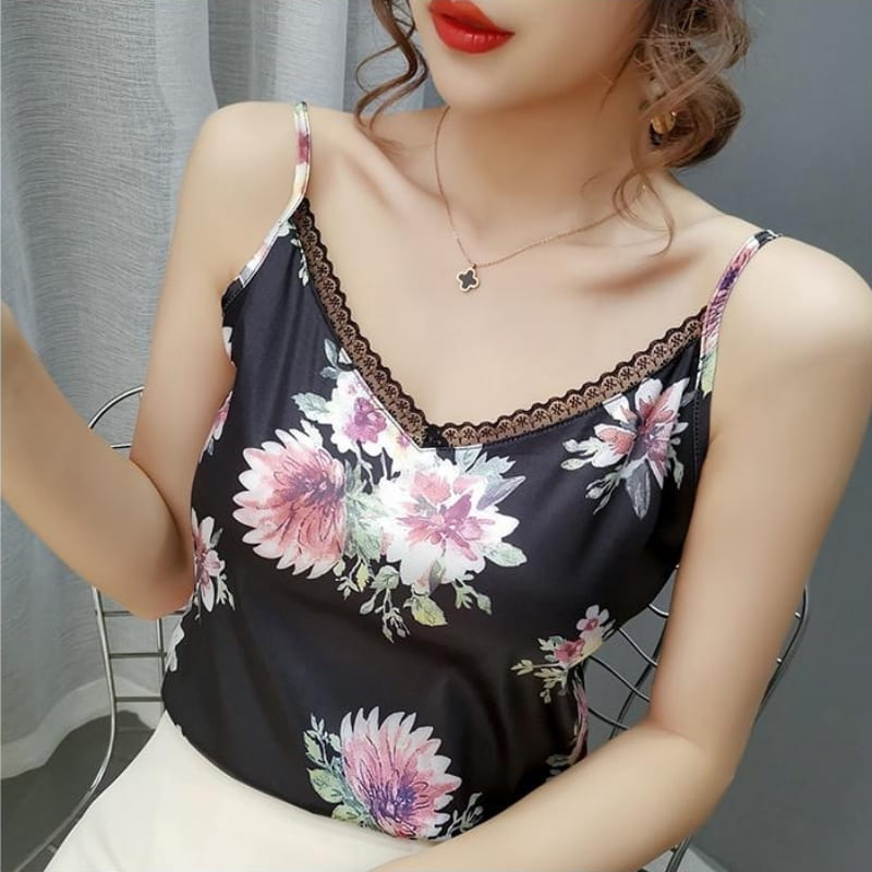 Caraco En Satin Fleurie.