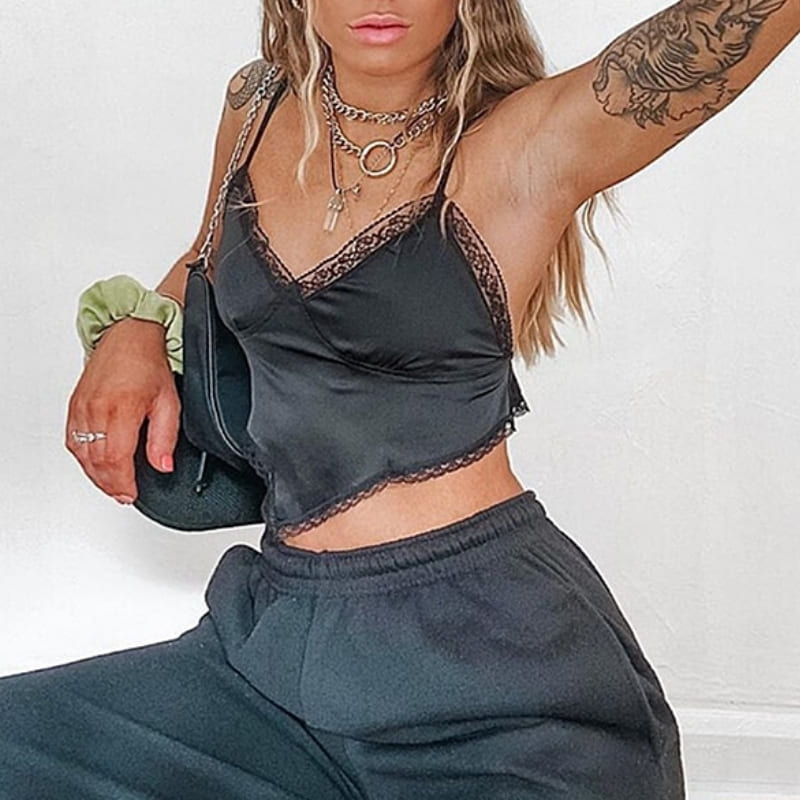 Caraco Satin Noir Dentelle.