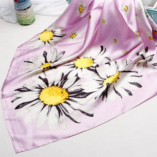 Foulard Satin Rose Imprimé Fleuri.