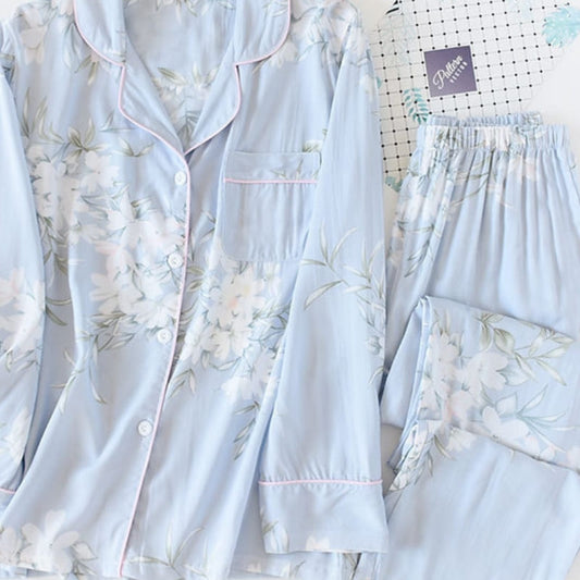 Pyjama Satin Couleur Bleu Clair.