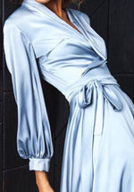 Robe Bleue Ciel Satin - Vignette | Création Satin