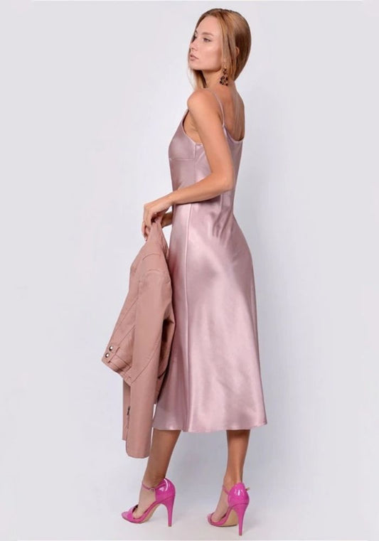 Robe en Satin Rose