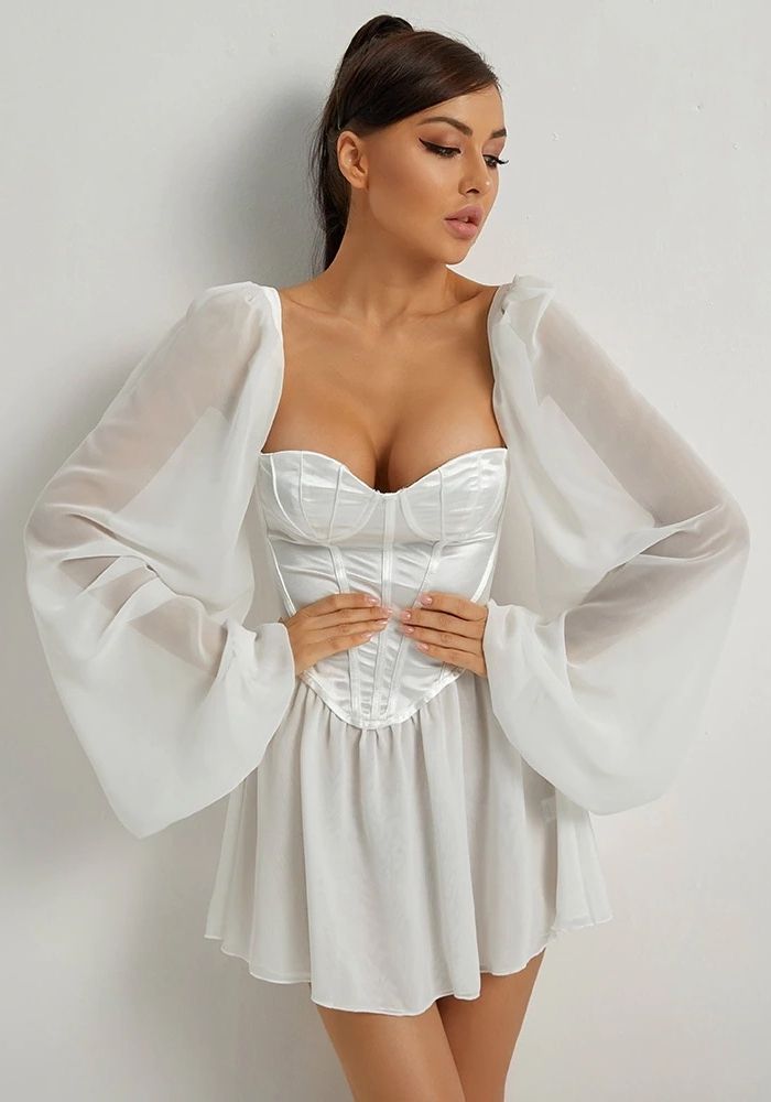 Robe Satin Blanche Corset